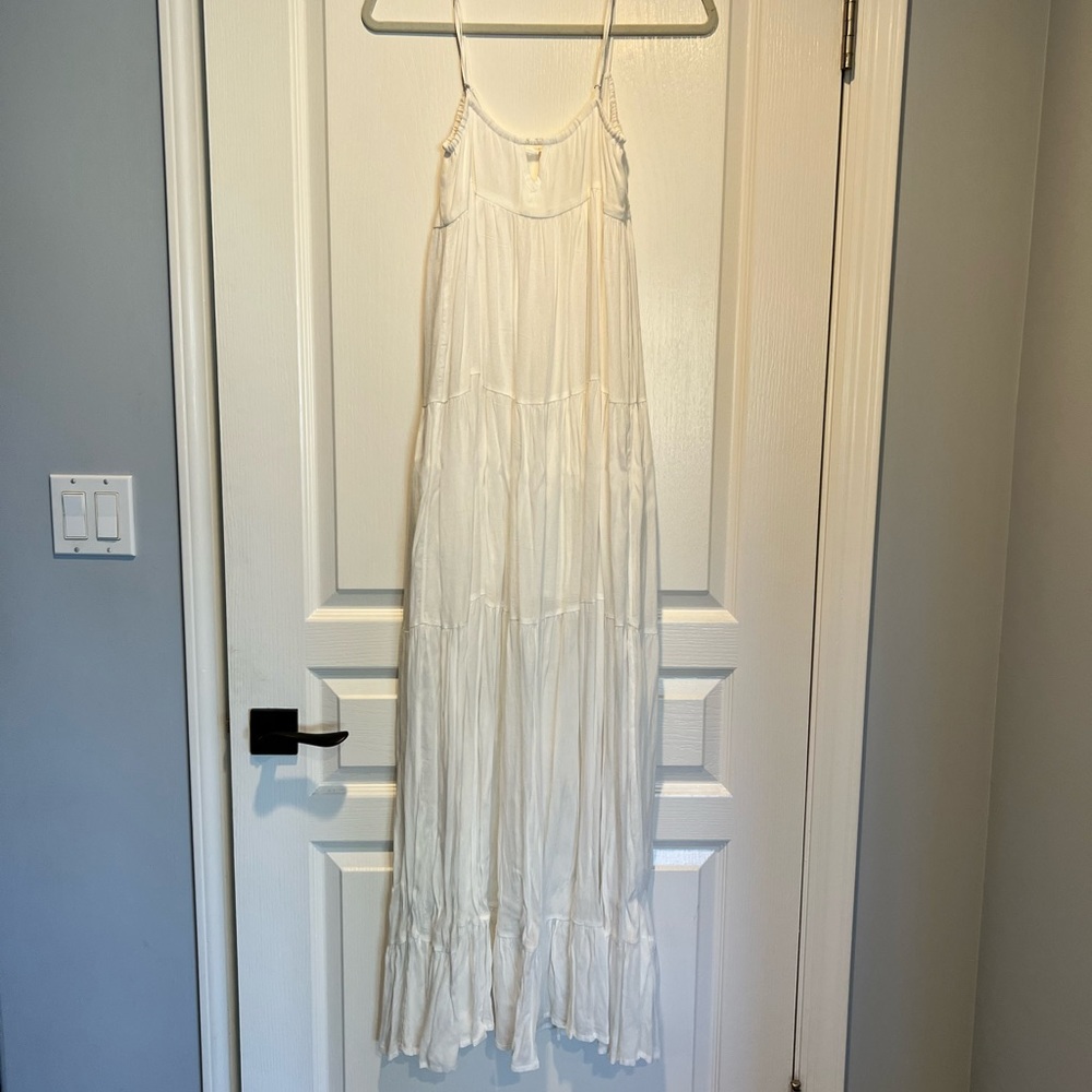 *SOLD*****Indah white maxi dress